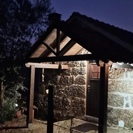 Rustic Retreat-country House