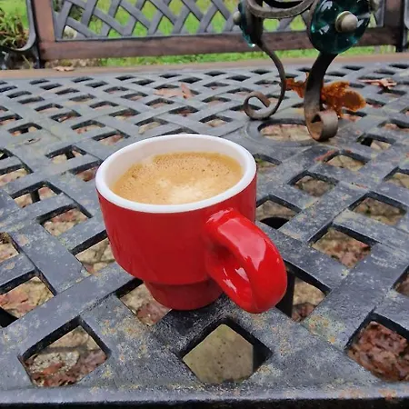 Rustic Retreat-country House Landsted