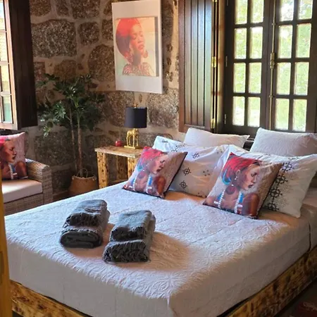 Rustic Retreat-country House Tondela