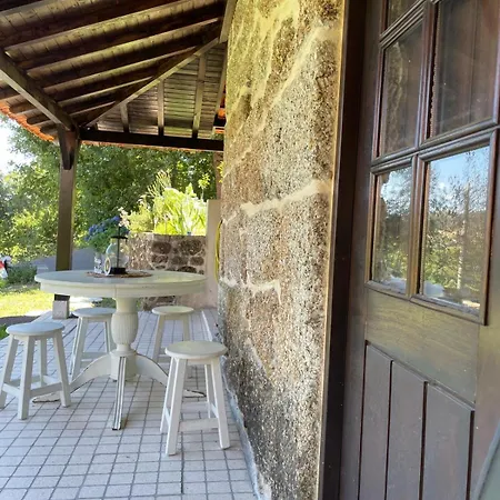 Hétvégi ház Rustic Retreat-country House *