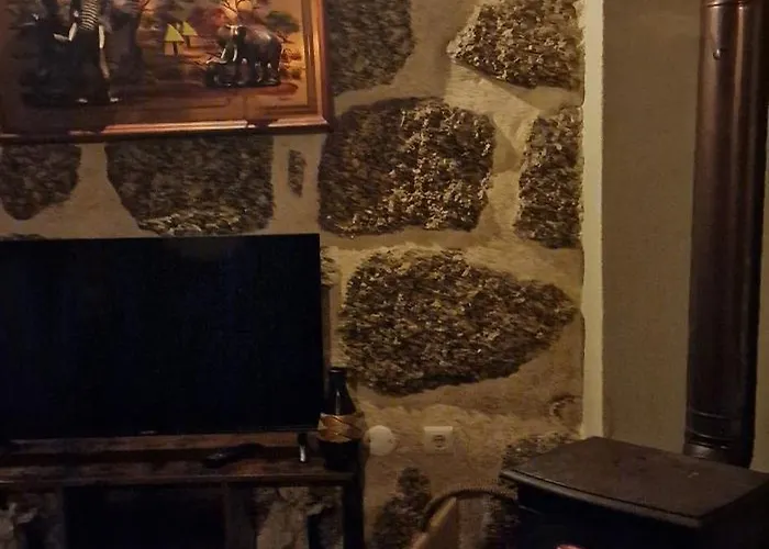 Rustic Retreat-country House בית כפרי טונדלה