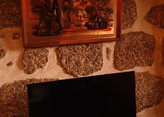 Rustic Retreat-country House Tondela