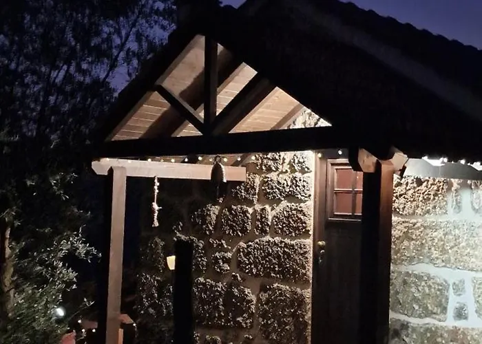 Rustic Retreat-country House