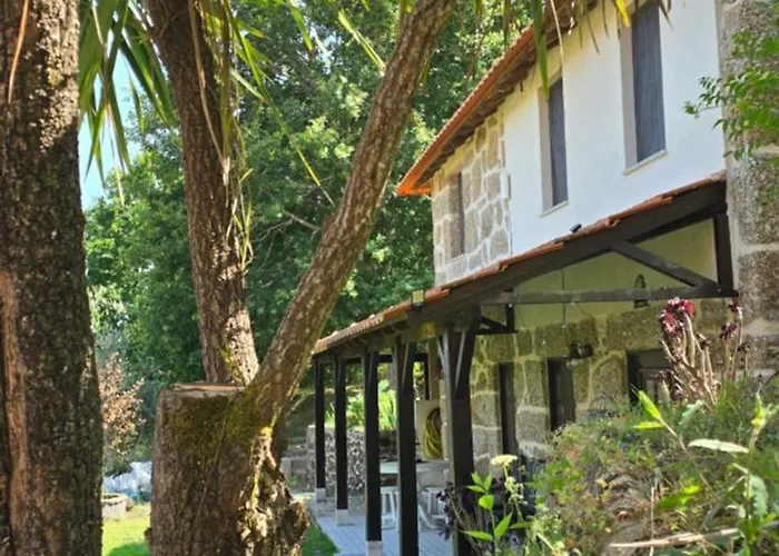 Rustic Retreat-country House Séjour à la campagne Tondela