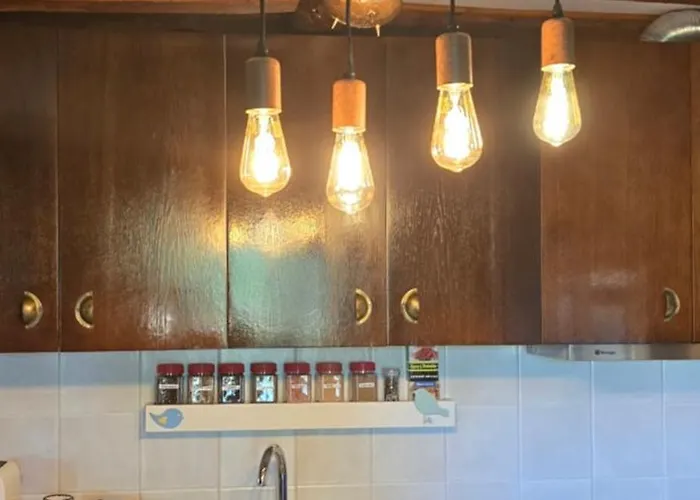 Rustic Retreat-country House * טונדלה