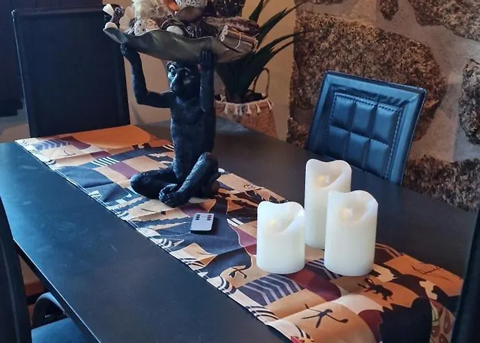 Rustic Retreat-country House