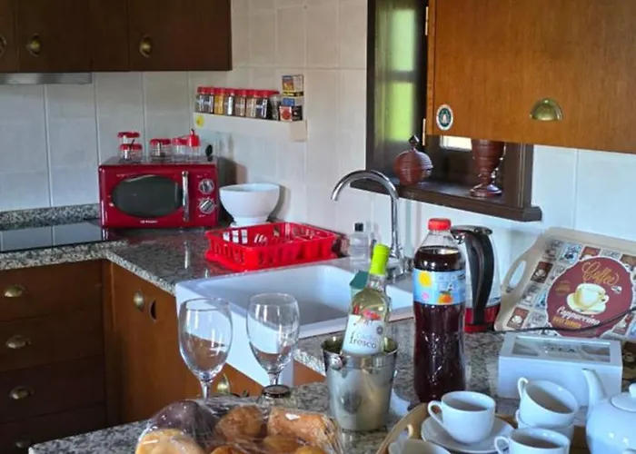 Rustic Retreat-country House בית כפרי טונדלה